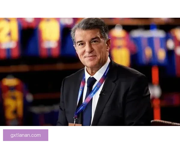 巴萨联合奢侈品牌推出俱乐部125周年纪念手表，仅限量125枚